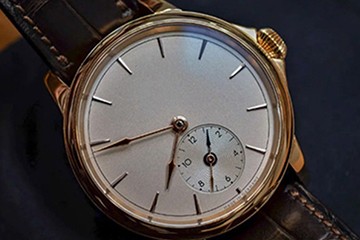 宁波劳力士表走不准维修